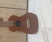 UKELELE NUEVO SIN USAR CON ETIQUETA - Bild