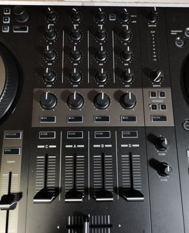 Consolle Dj Professionale - Imagen2