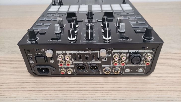 Pioneer DJ DJM-S7 - Image3