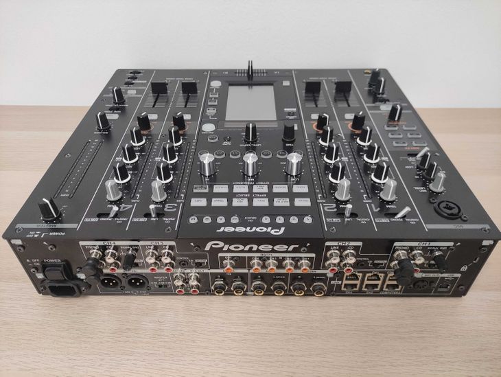 PIONEER DJ DJM-2000 NEXUS - Con Flightcase - Image5