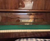 Pianoforte verticale Weinbach a Madrid
 - Immagine