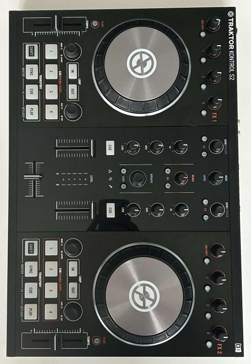 Traktor control s2 mk2 + licence - Immagine6