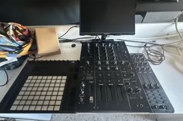KOMPLETTES DJ-SETUP FÜR PC
 - Bild
