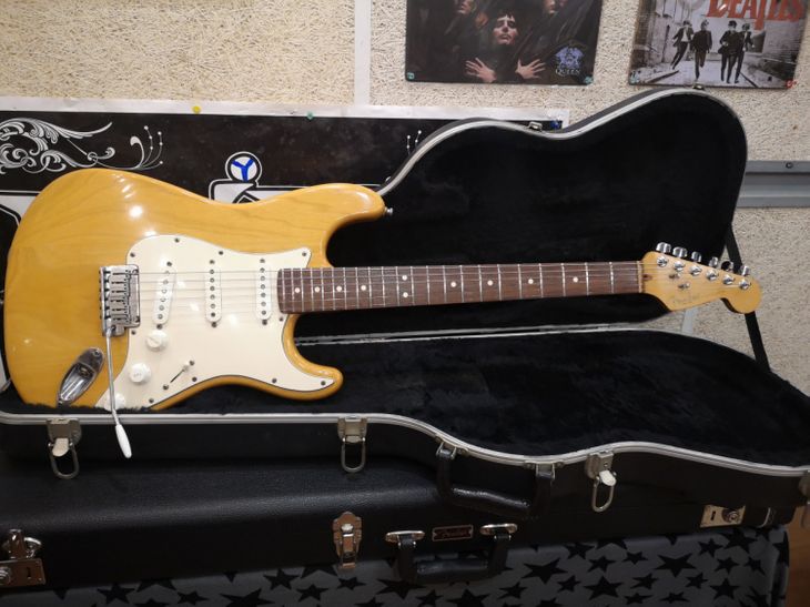 Fender Stratocaster Am Standard - Imagen por defecto