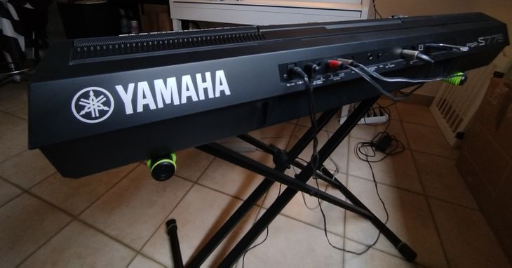 Yamaha psr -S775 - Imagen6