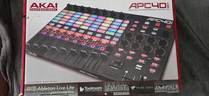 Akai apc 40 mk2 - Immagine2