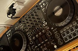 DDJ FLX10 - Imagen