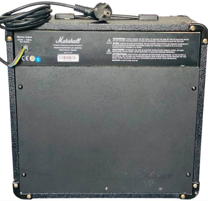 Amplificador Marshall, MG Series 15DFX. - Imagen2