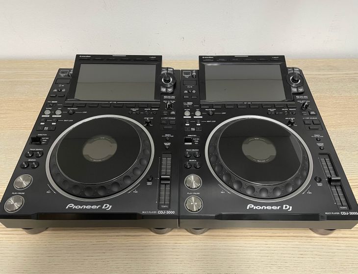 2x Pioneer DJ CDJ-3000 - Imagen por defecto