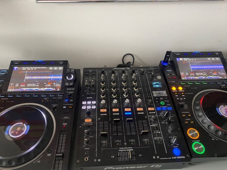 CDJ3000 & Pioneer DJM NXS2 mixer - Immagine6