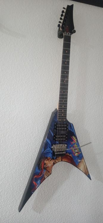 Guitarra eléctrica LRG modelo Street Fighter - Immagine5