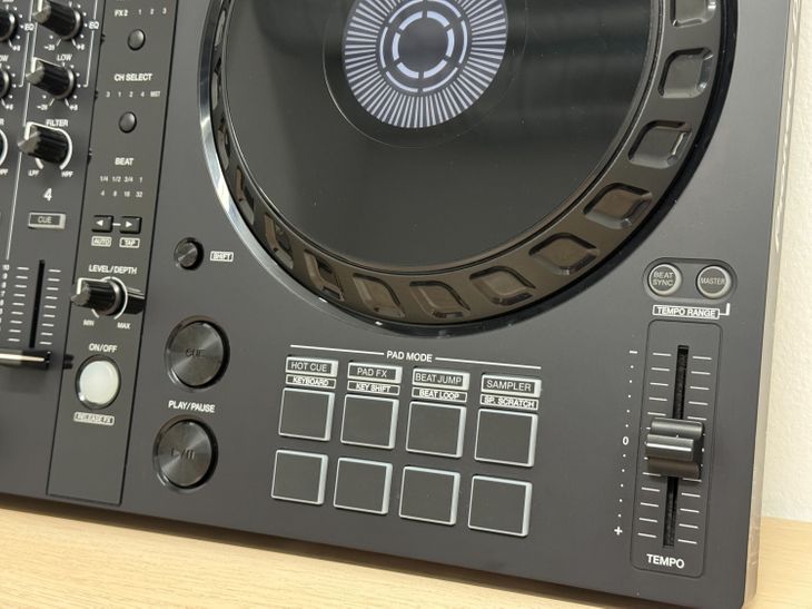 Pioneer DJ DDJ-FLX6 - Imagen4