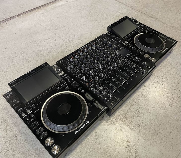 2x CDJ-3000 + DJM-V10 LF - Imagen5