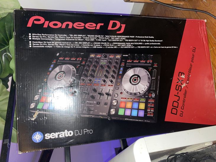 DDJ-SX3 contrôleur pour DJ - Sounds Market