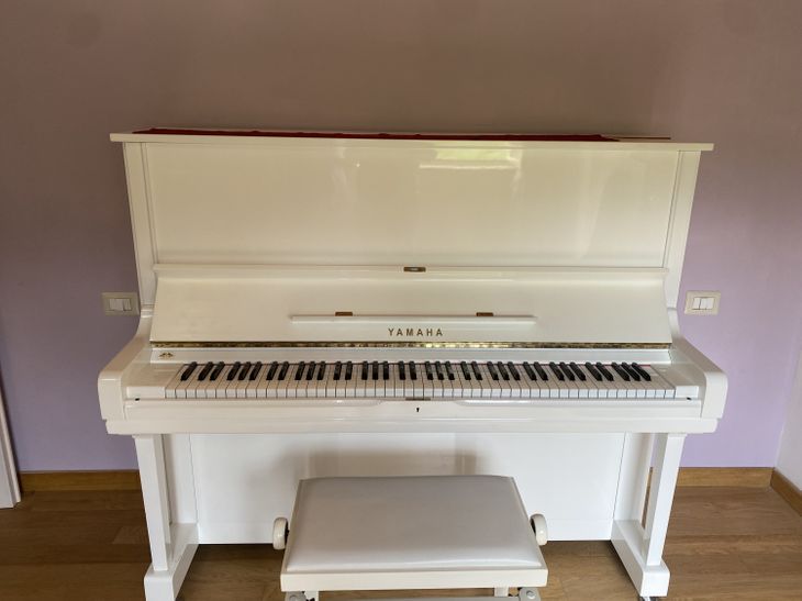 Vendo pianoforte Yamaha bianco u3 ricondizionato - Bild2