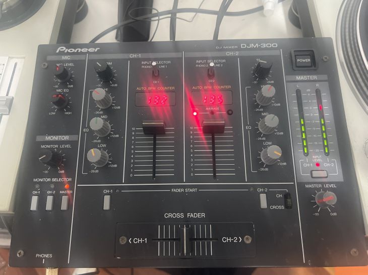 Djm 300 - Imagen2