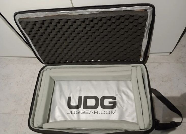 Funda / Maleta  UDG controladora - Bild2