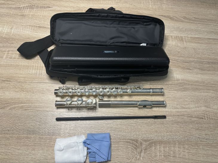 Flauta travesera Yamaha. Modelo YFL-281 - Imagen5