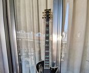 Electric guitar LTD EC-1000 DELUXE EMG BLACK
 - Image