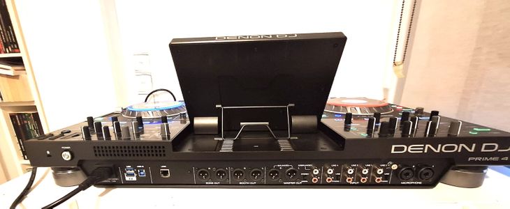 CONTROLADORA DENON PRIME 4 TODO EN 1 - Imagen4