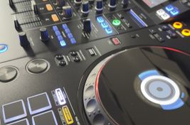 Verkauft Alpha Theta XDJ Az Pioneer Plus Flightcase
 - Bild