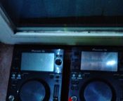 Pioneer XDJ 700
 - Image