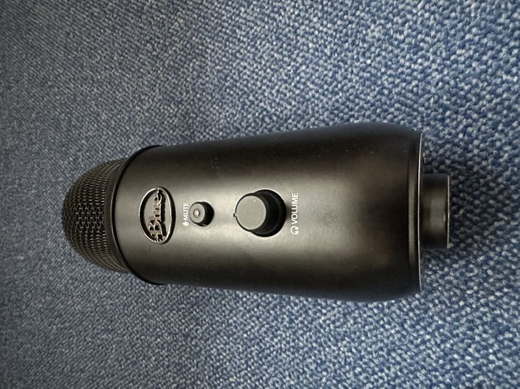 Blue Yeti USB-Microphone [Schwarz]+Pop-Schutz - Immagine2