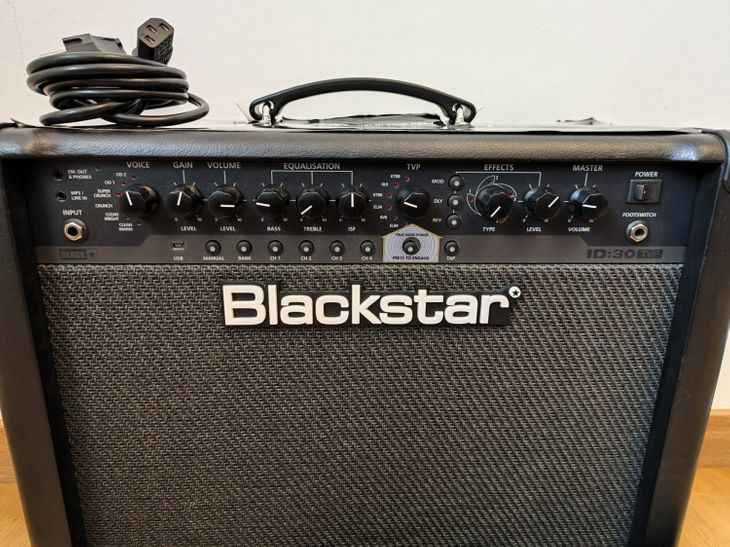 Blackstar ID:30 TVP + (FootSwitch) - ギター
