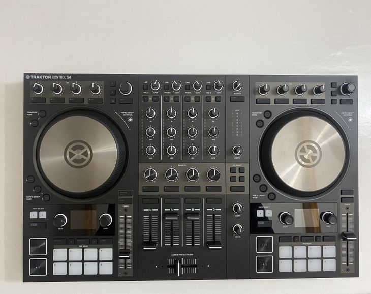 ⭕️安心保証 TRAKTOR KONTROL S4 DJコントローラー 01733 ⭕️安心保証 TRAKTOR KONTROL S4 DJコントローラー 01733