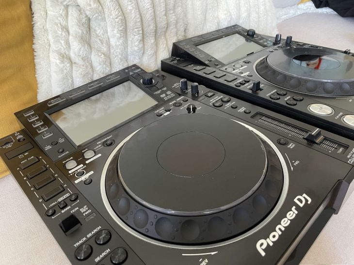 a pair of pioneer cdj 2000 nxs2 - Immagine5