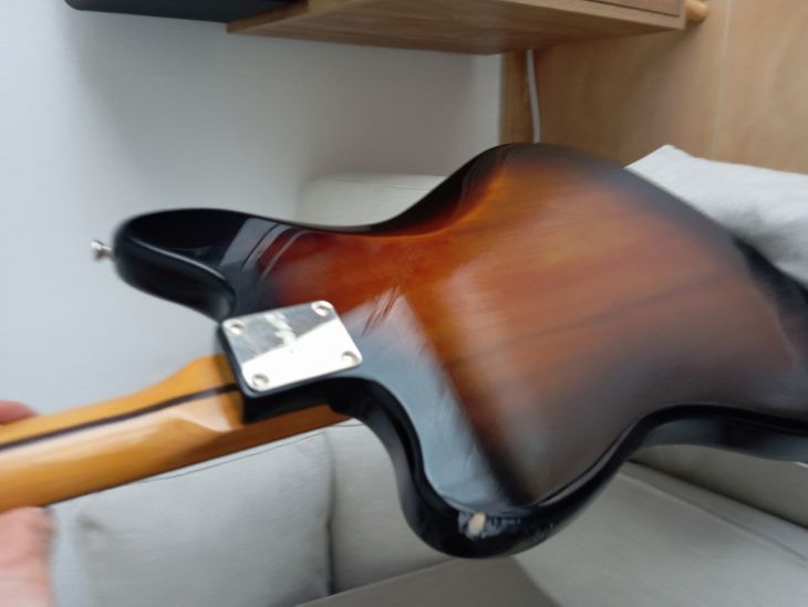 Vendo Fender squier Jazzmaster - Image5