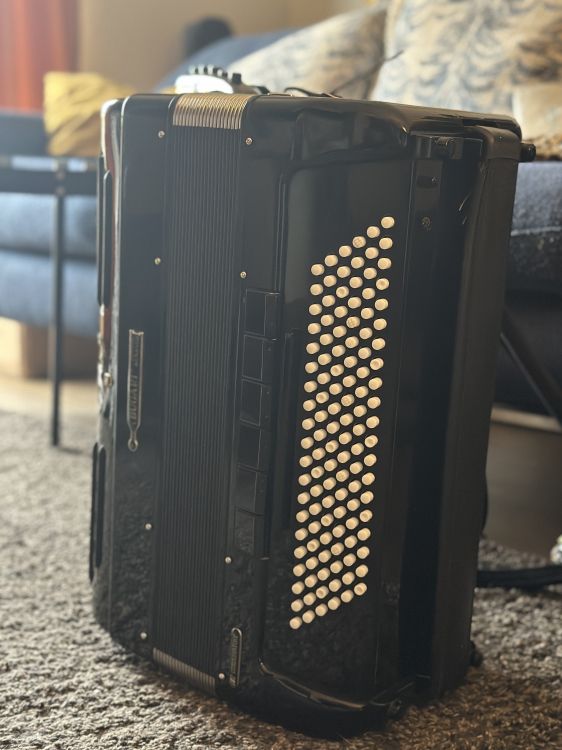 Akkordeon "Bugari Bayan 2 R" / 120Bass/ Converter - Bild2