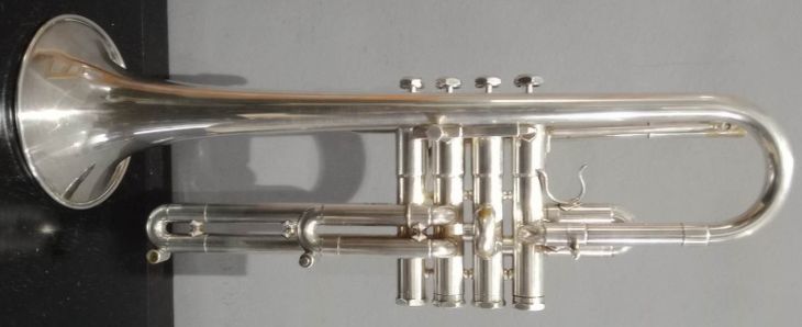 Trompeta Mib Schilke E3L-4 Plateada - Image2