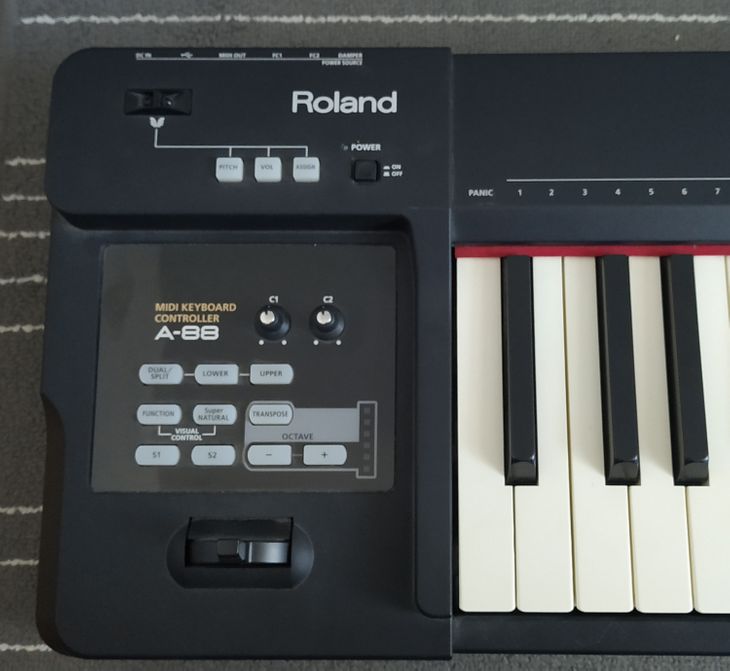 Roland Clavier contrôleur MIDI A-800 PRO 61 touches