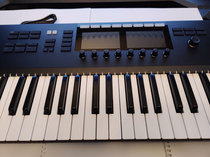 Komplete Kontrol S61MK2 - Bild2