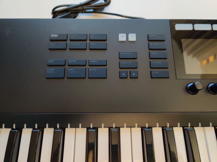 Komplete Kontrol S61MK2 - Immagine3