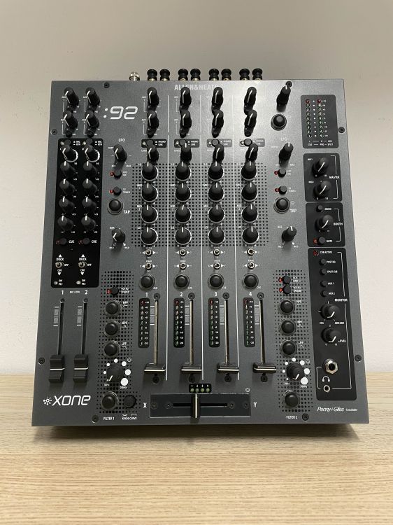 Allen and Heath Xone:92 - Imagen por defecto