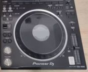 1x Pioneer DJ CDJ-3000
 - Bild