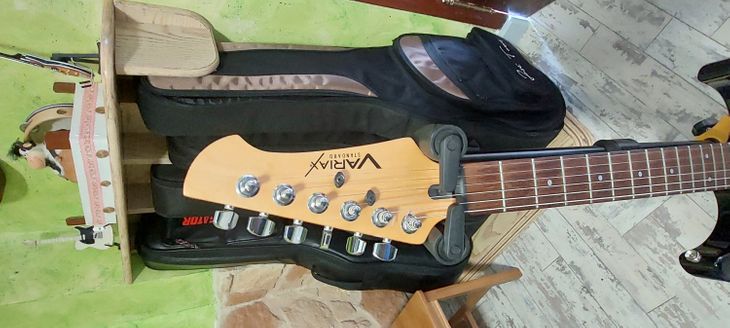 Guitarra Line 6 Variax Standar SB, - Imagen2