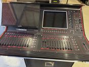 DiGiCo Quantum 225 - Imagen