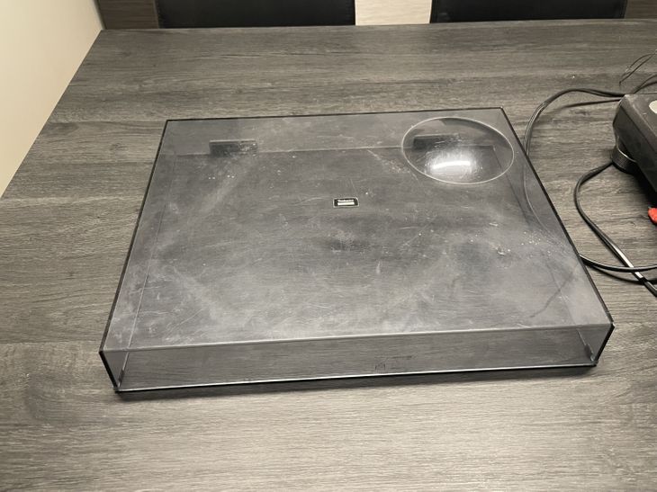 Technics 1210 MK5 Está en buenas condiciones, con - Imagen por defecto