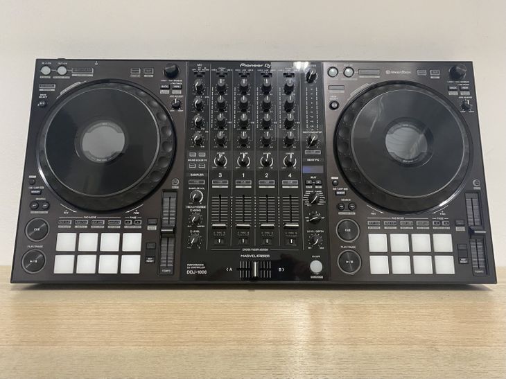 Pioneer DJ DDJ-1000 - Imagen por defecto