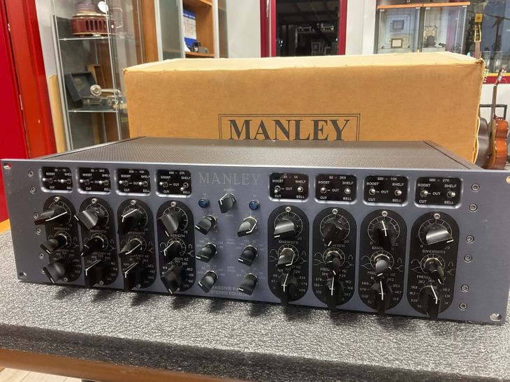 Manley Labs PASSIVE MASSIVE TUBE STEREO EQ - Imagen por defecto