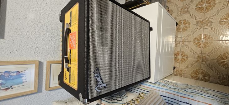 Fender RUMBLE 200 Combo and head (v3) - Imagen2