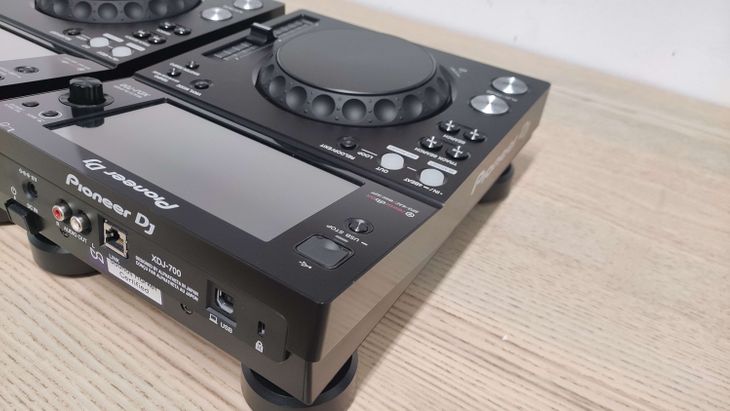 2x Pioneer DJ XDJ-700 - Image3