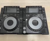 2x Pioneer CDJ-2000 Nexus
 - Image