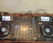 Vendo due cdj 2000 Più Mixer Djm 800 - Image