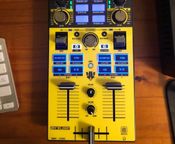 Reloop Mixtour Pro + Skin + Mapping Traktor Pro
 - Image