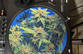 Pair of Reloop 4000m turntables - Image