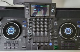Denon DJ SC Live 4 - Standalone DJ Controller
 - Image